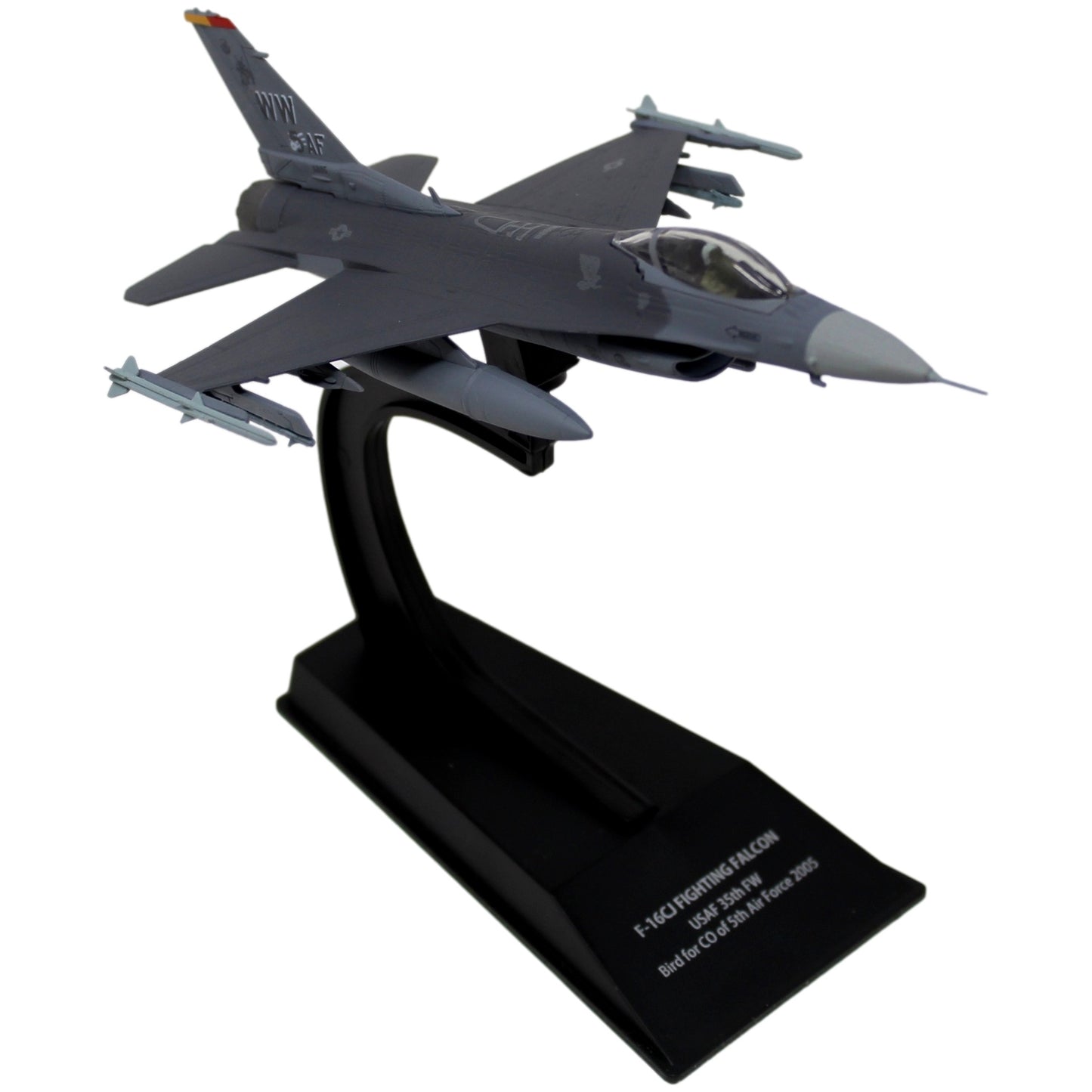 Maqueta de avion militar En Corta Final F-16CJ Fighting Falcon - 2005 - 1:100