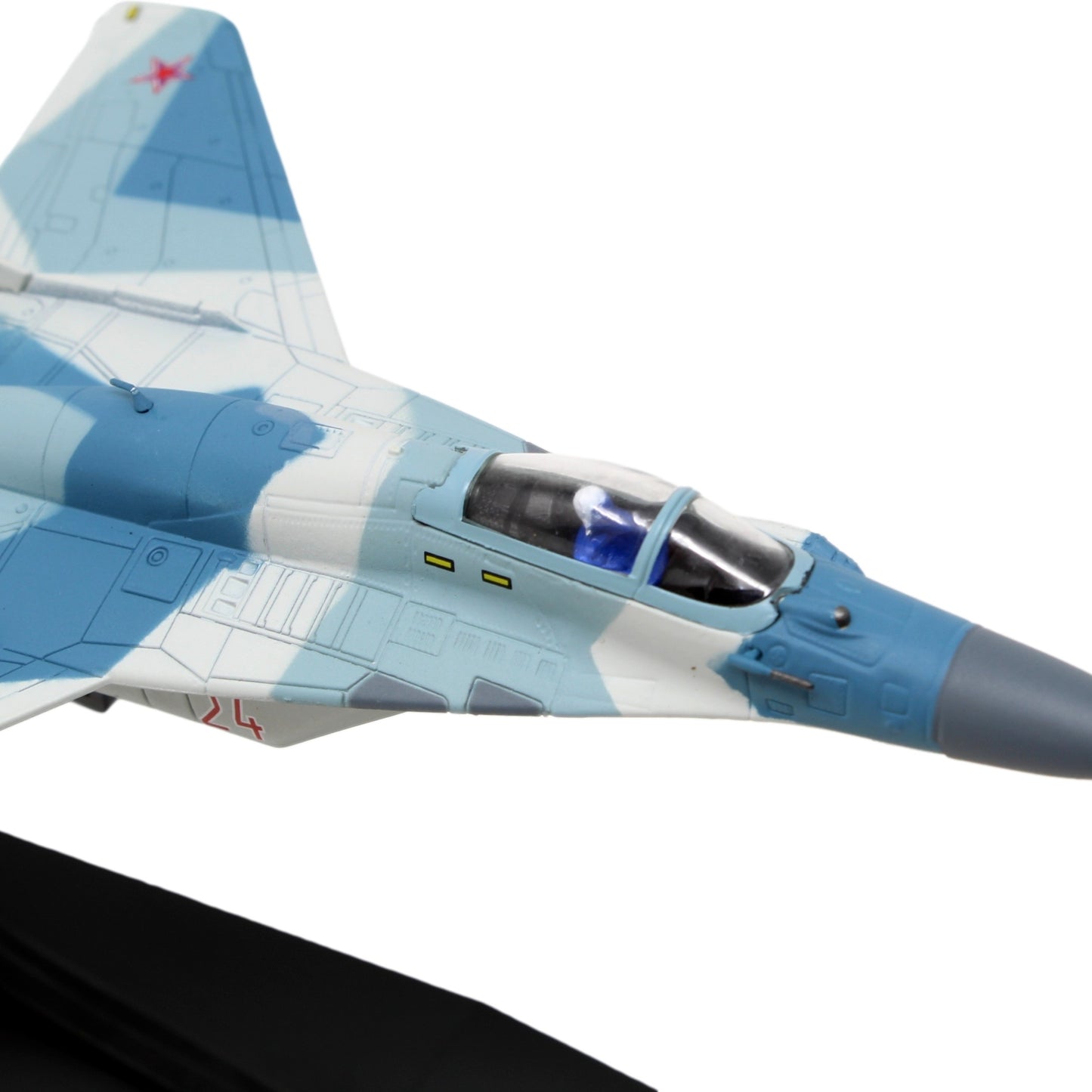 Maqueta de avion militar En Corta Final Mig-29 Smt "Fulcrum" - 2012 - 1:100