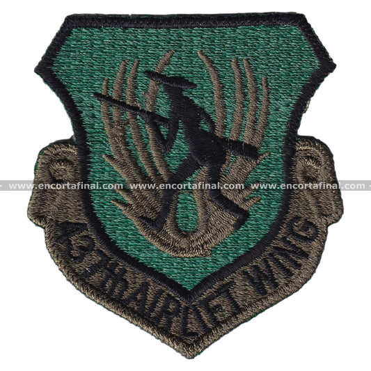 United States Air Force (USAF) Patch - 43th Airlift Wing